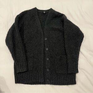 Uniqlo Dark Gray Cardigan Sweater V-Neck Ribbed Knit